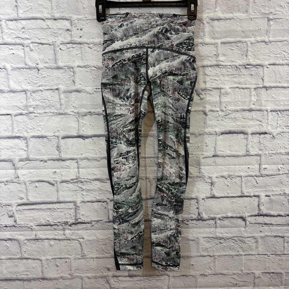 Lululemon Size‎ 2 Leggings Train Times Pant Springscape Multi/Obsidian 25"
